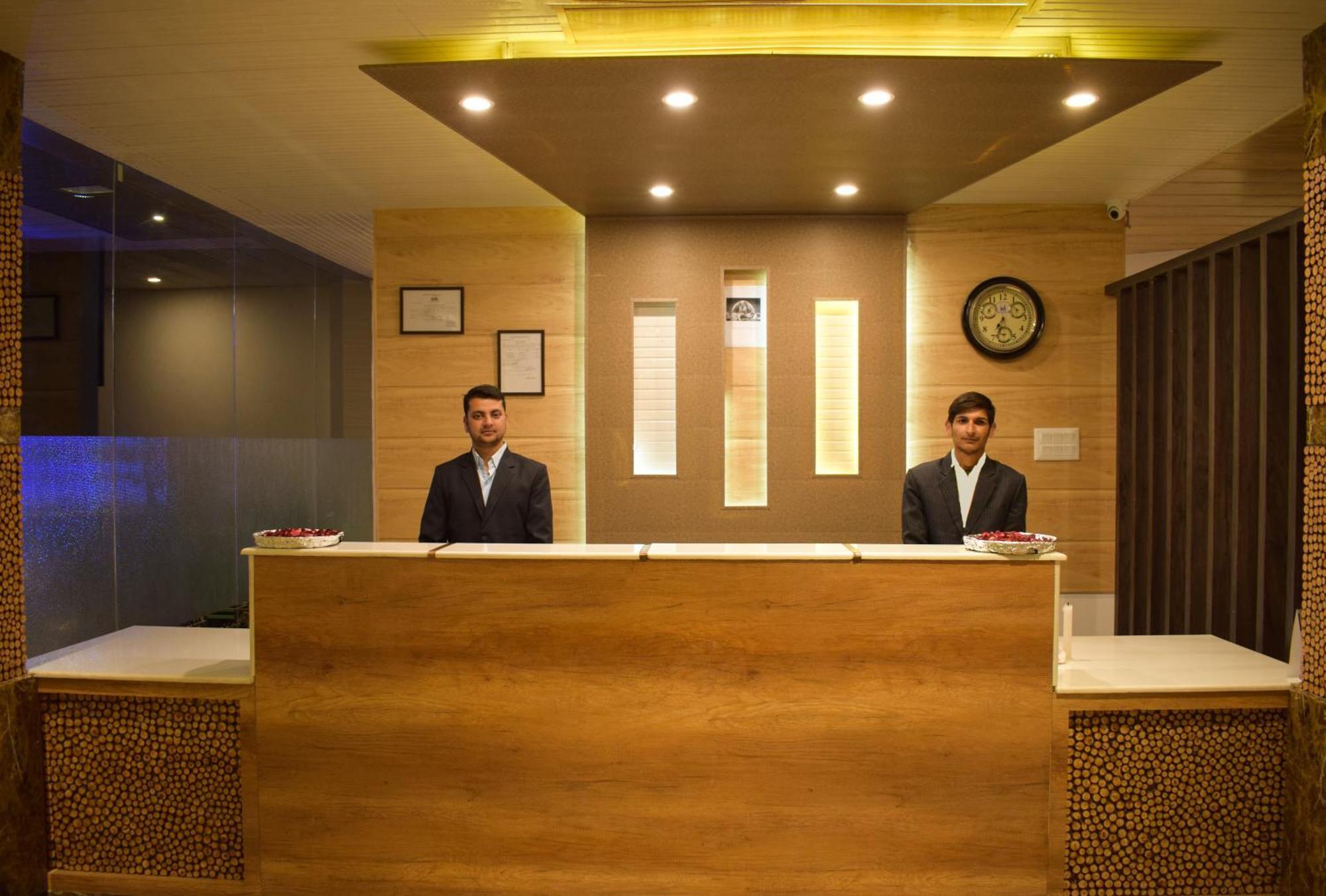 Mountain Nature Valley Resort Mashobra By Aachman - A Resort Away From City Hustle Shimla Exterior photo